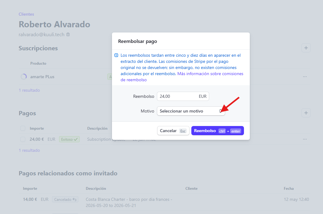 Stripe refund window with the reason dropdown highlighted